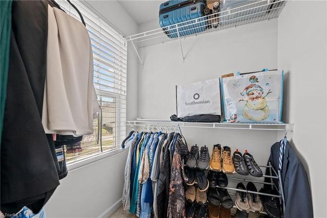 1751 Overcreek Circle, Winston-salem, NC 27127