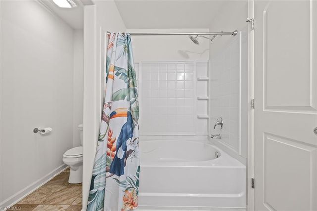 1751 Overcreek Circle, Winston-salem, NC 27127