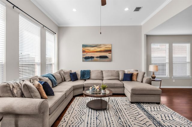 1164 Annalea Cove Drive, Lewisville, TX 75056