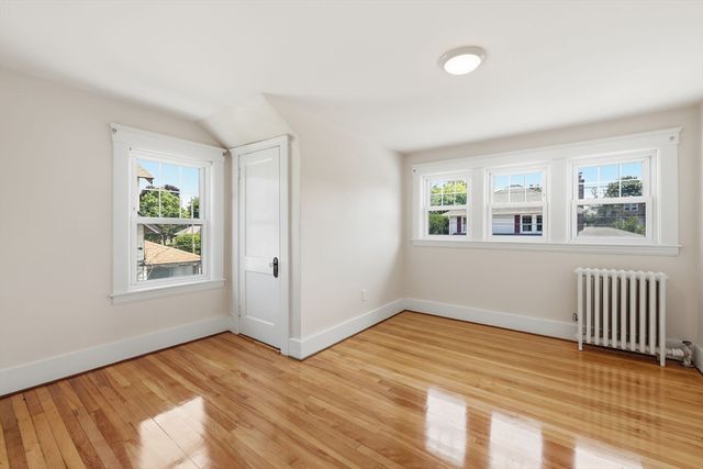 17 Rollinson Road, Worcester, MA 01606