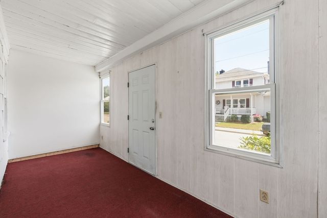 17 Rollinson Road, Worcester, MA 01606