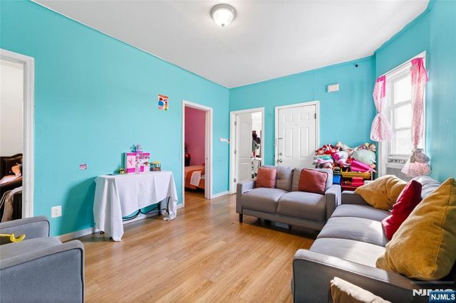 183 Walnut Street, Paterson, NJ 07522