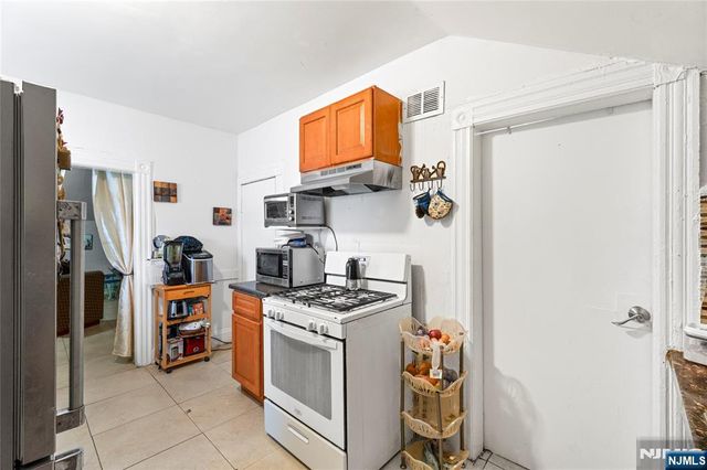 183 Walnut Street, Paterson, NJ 07522