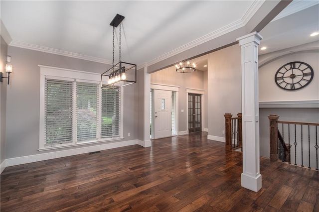 704 Folks Road, Lawrence, KS 66047