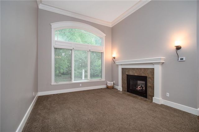 704 Folks Road, Lawrence, KS 66047