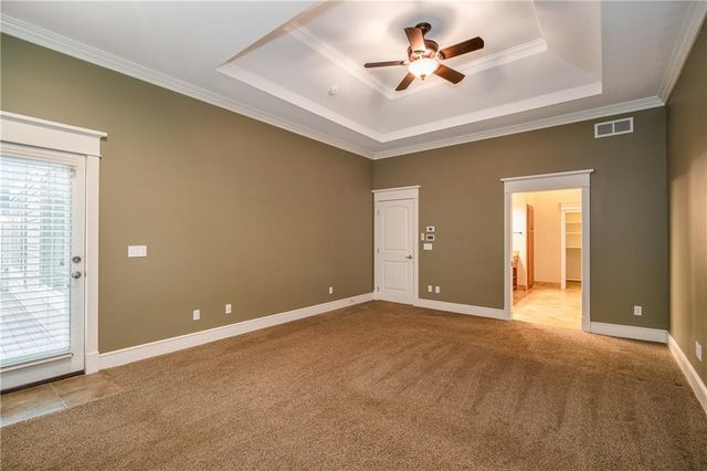 704 Folks Road, Lawrence, KS 66047