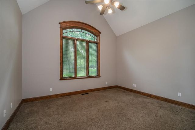 704 Folks Road, Lawrence, KS 66047
