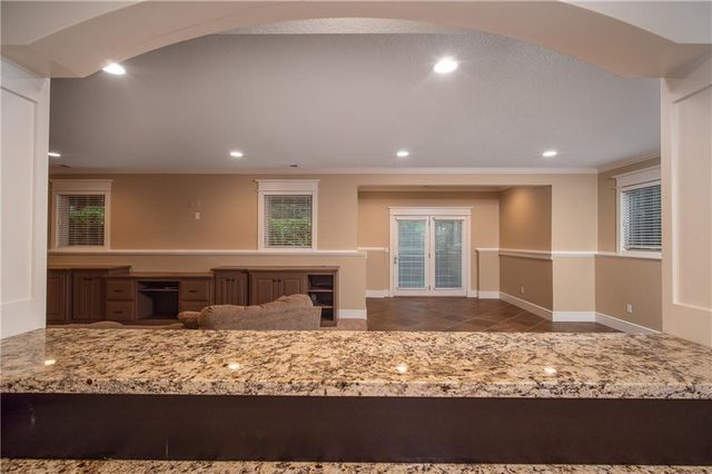 704 Folks Road, Lawrence, KS 66047