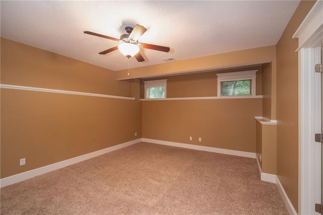 704 Folks Road, Lawrence, KS 66047