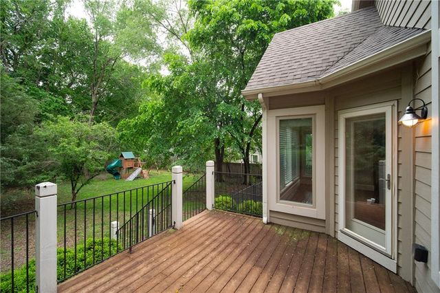 704 Folks Road, Lawrence, KS 66047