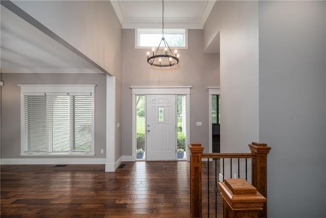 704 Folks Road, Lawrence, KS 66047