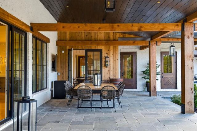 943 Kennesaw Due West Road, Kennesaw, GA 30152