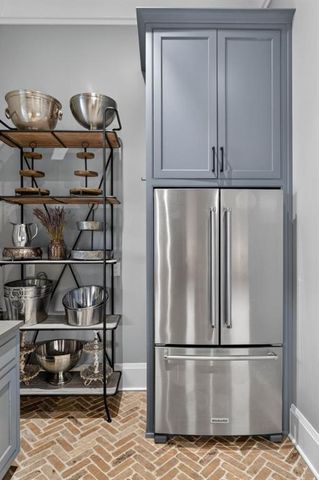 943 Kennesaw Due West Road, Kennesaw, GA 30152