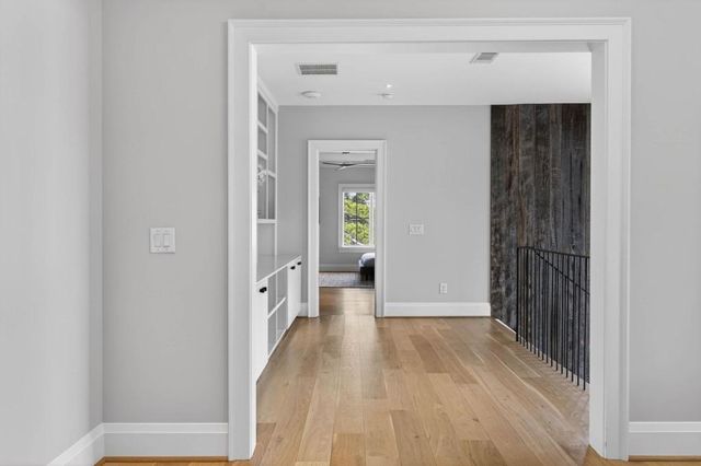 943 Kennesaw Due West Road, Kennesaw, GA 30152