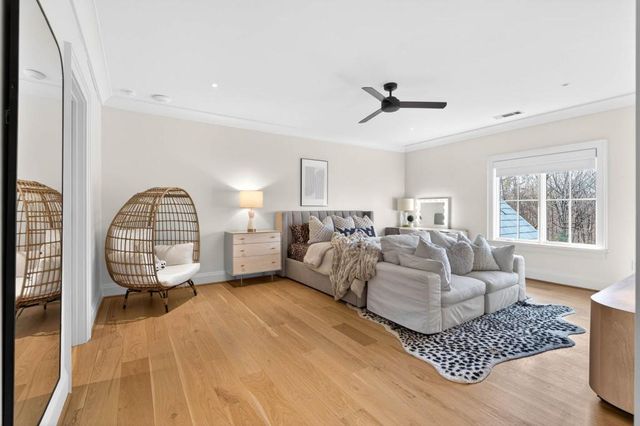 943 Kennesaw Due West Road, Kennesaw, GA 30152