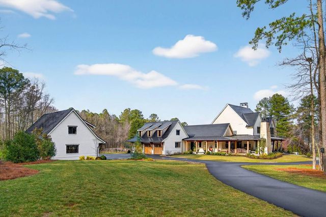 943 Kennesaw Due West Road, Kennesaw, GA 30152