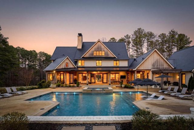 943 Kennesaw Due West Road, Kennesaw, GA 30152