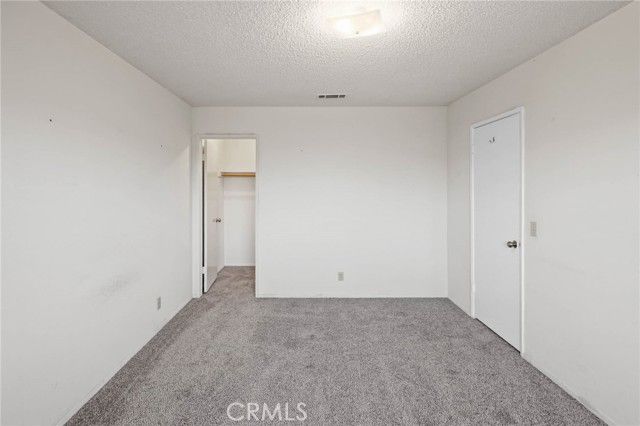 11065 Neola Road, Apple Valley, CA 92308