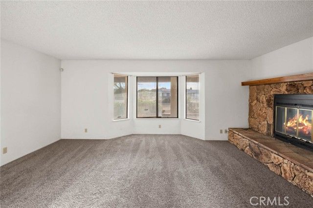 11065 Neola Road, Apple Valley, CA 92308