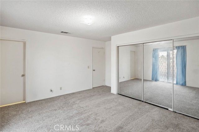 11065 Neola Road, Apple Valley, CA 92308