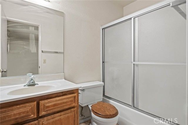 11065 Neola Road, Apple Valley, CA 92308