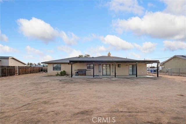 11065 Neola Road, Apple Valley, CA 92308