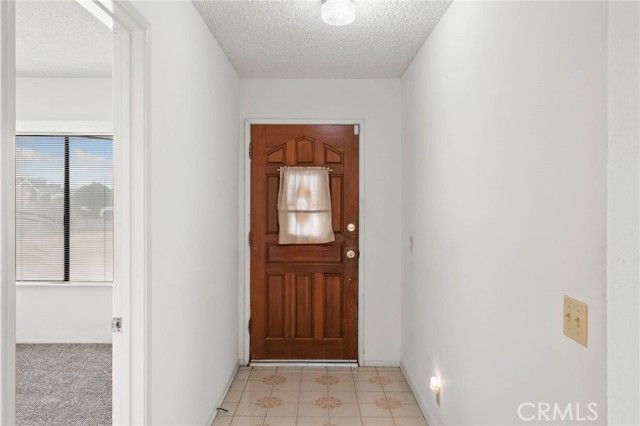 11065 Neola Road, Apple Valley, CA 92308