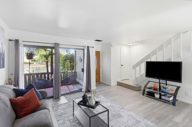 837 Juno Lane, Foster City, CA 94404