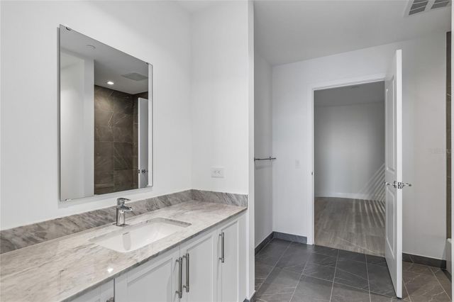 3015 S YSABELLA AVENUE 1102, Tampa, FL 33629