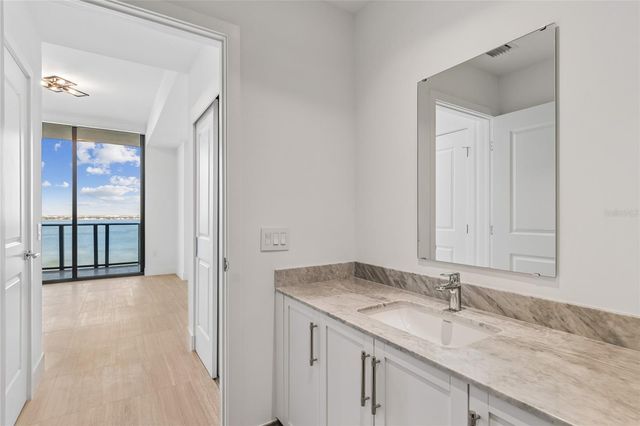 3015 S YSABELLA AVENUE 1102, Tampa, FL 33629