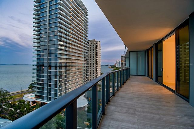 3015 S YSABELLA AVENUE 1102, Tampa, FL 33629