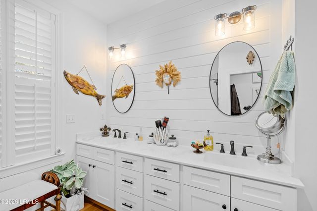 1516 Old Shell Road, Port Royal, SC 29935