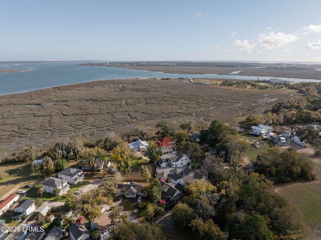 1516 Old Shell Road, Port Royal, SC 29935