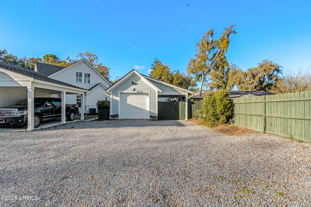 1516 Old Shell Road, Port Royal, SC 29935