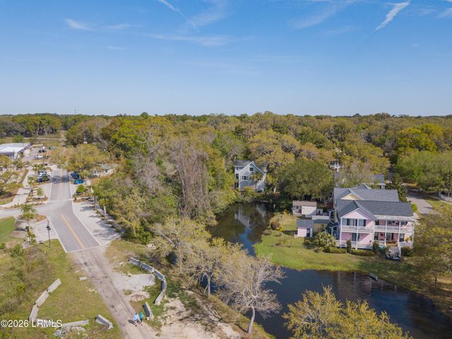 1516 Old Shell Road, Port Royal, SC 29935