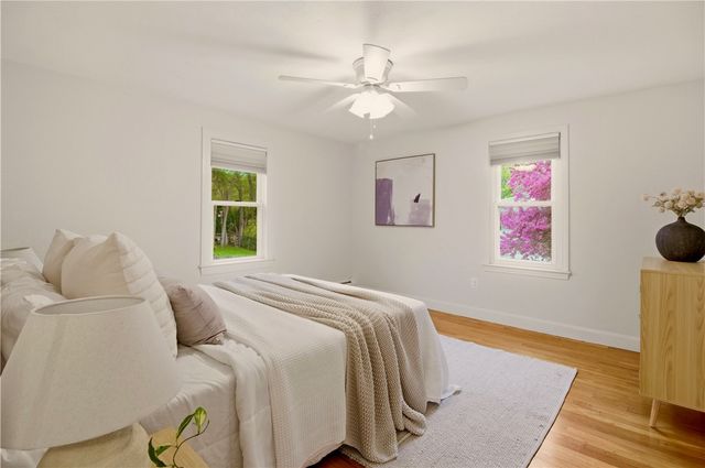 208 Sowams Road, Barrington, RI 02806