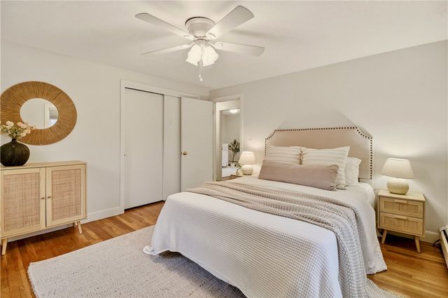 208 Sowams Road, Barrington, RI 02806