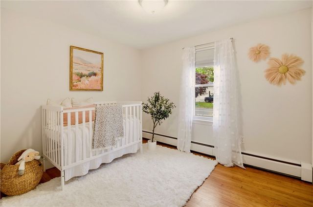 208 Sowams Road, Barrington, RI 02806