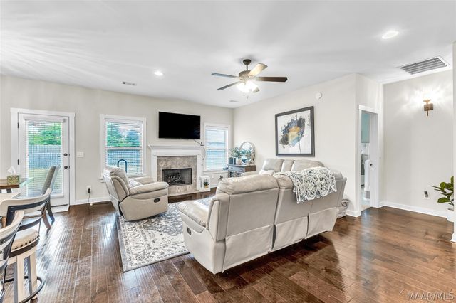 604 Barberry Court, Prattville, AL 36066