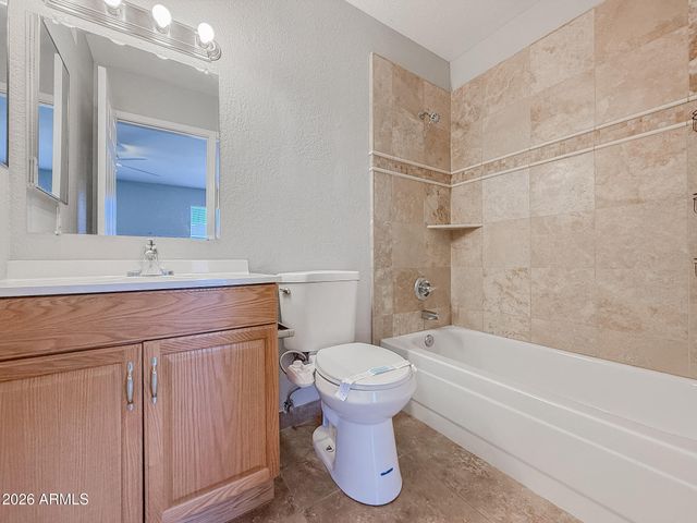 1935 W MORTEN Avenue 27, Phoenix, AZ 85021