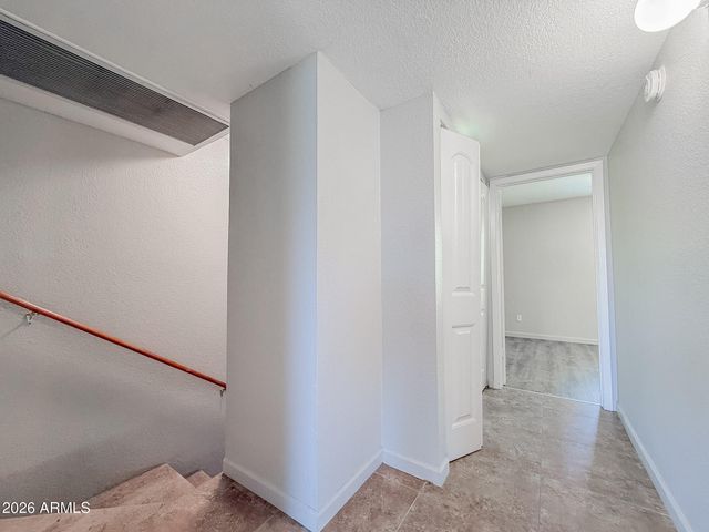 1935 W MORTEN Avenue 27, Phoenix, AZ 85021
