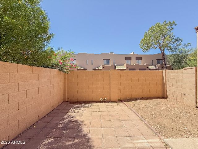 1935 W MORTEN Avenue 27, Phoenix, AZ 85021