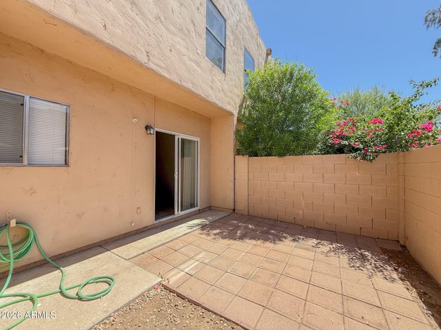 1935 W MORTEN Avenue 27, Phoenix, AZ 85021