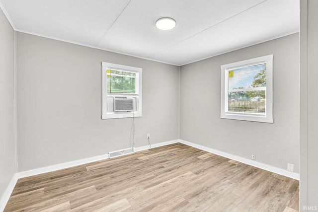 105 N Wellington Street, South Bend, IN 46619