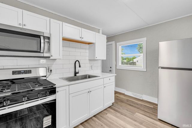 105 N Wellington Street, South Bend, IN 46619