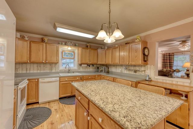 288 12 Point Road, Blairsville, GA 30512