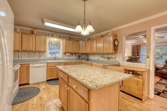 288 12 Point Road, Blairsville, GA 30512