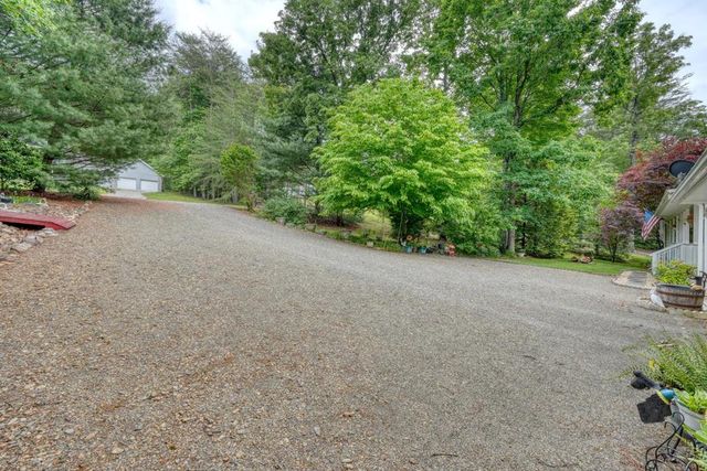 288 12 Point Road, Blairsville, GA 30512