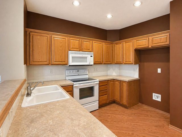 3113 N Westwind Bay St., Wichita, KS 67205
