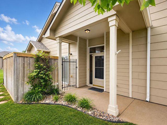 3113 N Westwind Bay St., Wichita, KS 67205
